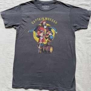 Captain Morgan Men’s Medium Gray Graphic Tee Cotton Blend